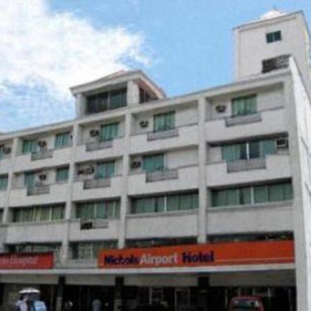 Nichols Airport Hotel Manila Exterior foto